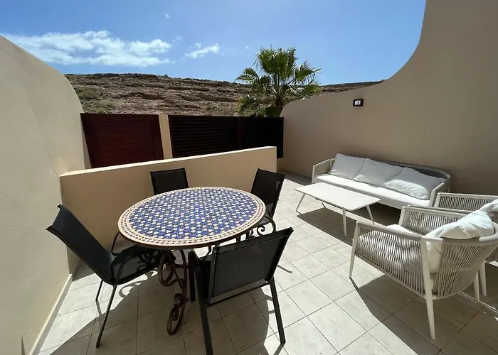 Adosado アパート エル・メダノ